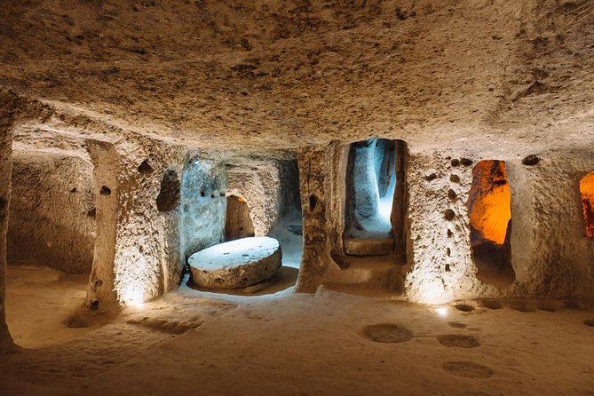2 Day All Inclusive Cappadocia Tour from Istanbul with Optional Balloon Flight - Avanos mixes pottery, lunch, and the Red River