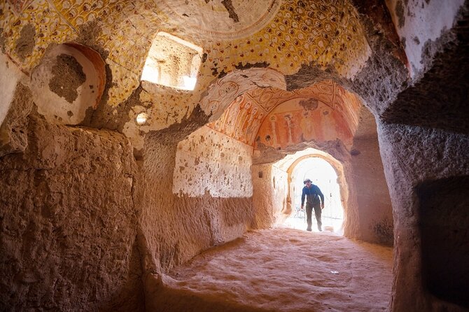 2 Day All Inclusive Cappadocia Tour from Istanbul with Optional Balloon Flight - Ortahisar adds craft, then you reach the hotel