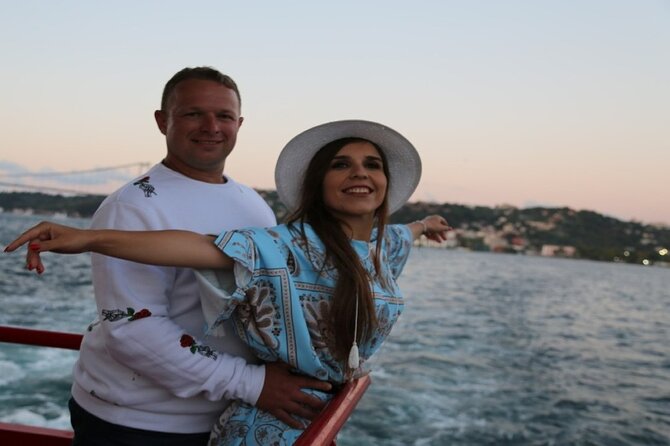 2 Hours Bosphorus Cruise Boat Tour in Istanbul - Ortaköy Mosque and the first bridge