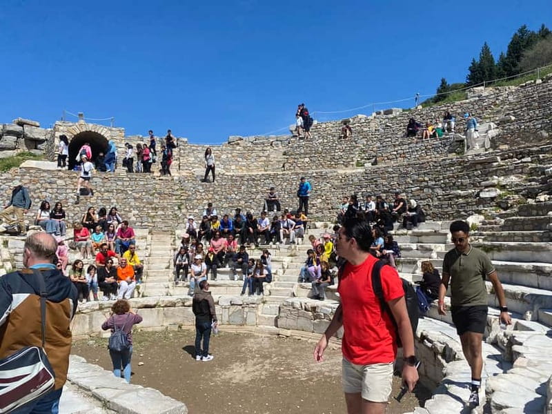 3-hour Ephesus and Terrace Houses Tour Kusadasi Cruiser Only - The road to Ephesus in a private van