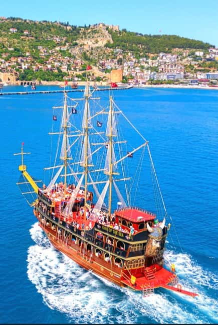 Alanya: Biggest Pirate Boat Tour with Soft Drinks and Lunch - Key points at a glance