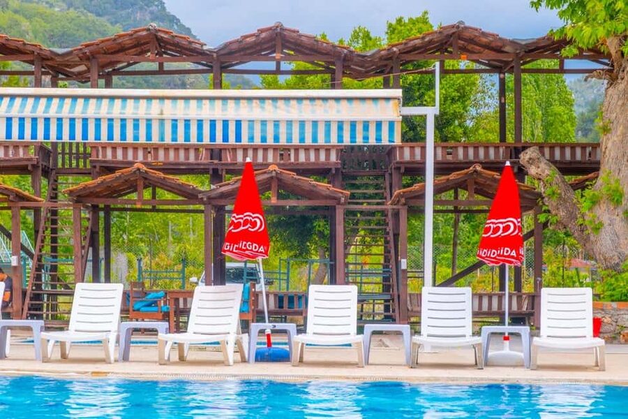 Alanya: Dim Cave, Dim River Tour With Lunch and Fresh Fruits - Fresh fruit and a Yörük tent stop