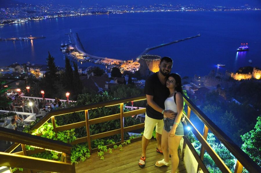 Alanya: Evening Jeep Tour with Sunset Boat Trip and Dinner - Sunset aboard the pirate boat