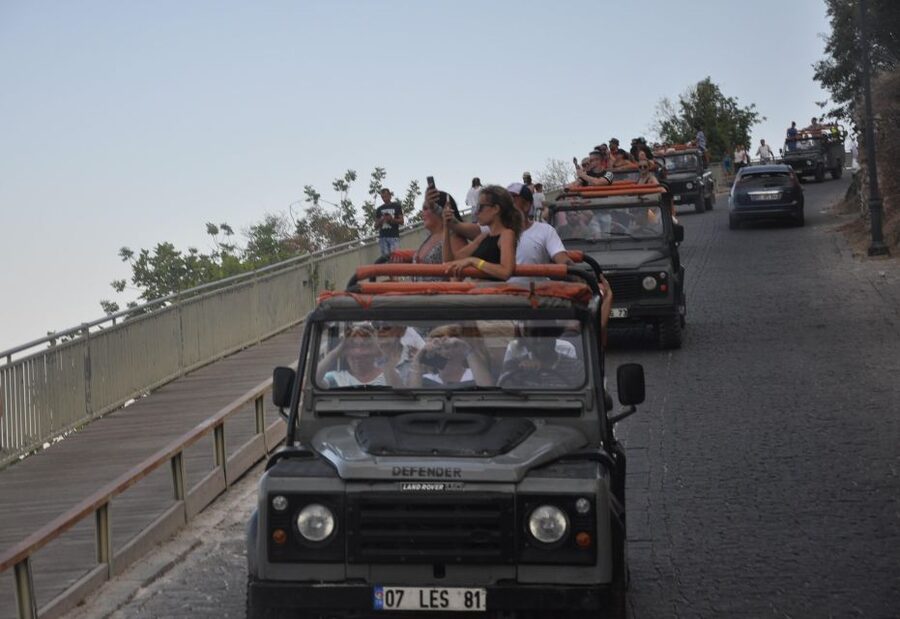 Alanya: Evening Jeep Tour with Sunset Boat Trip and Dinner - Who should book this jeep and boat night
