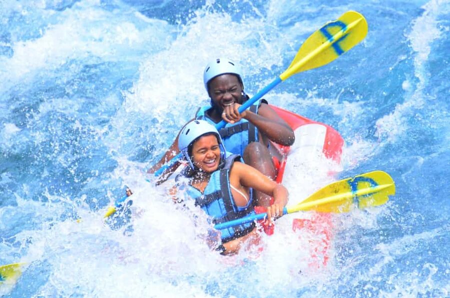 Alanya: Full Day Whitewater rafting with lunch and transport - Riverside lunch and the final rapids
