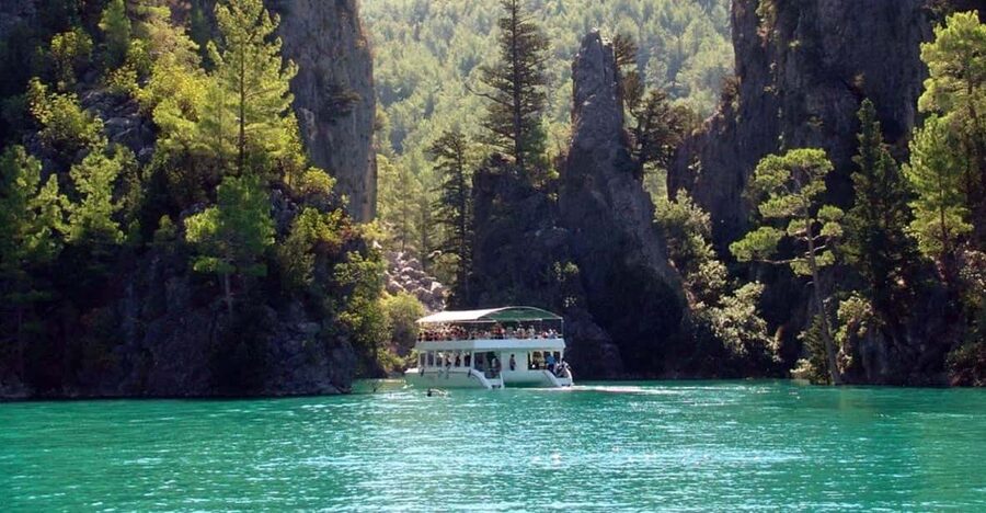 Alanya: Green Canyon Boat Trip with Lunch and Hotel Pickup - What the $47 price really covers