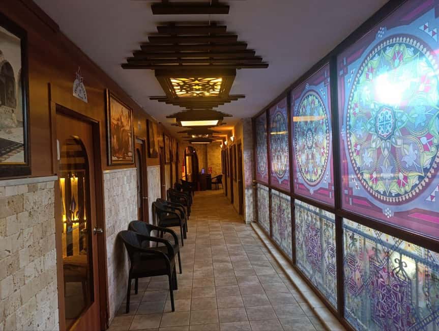 Alanya: Legendary Turkish Bath with Wine and Fruit Plate - Inside the sauna and menthol room