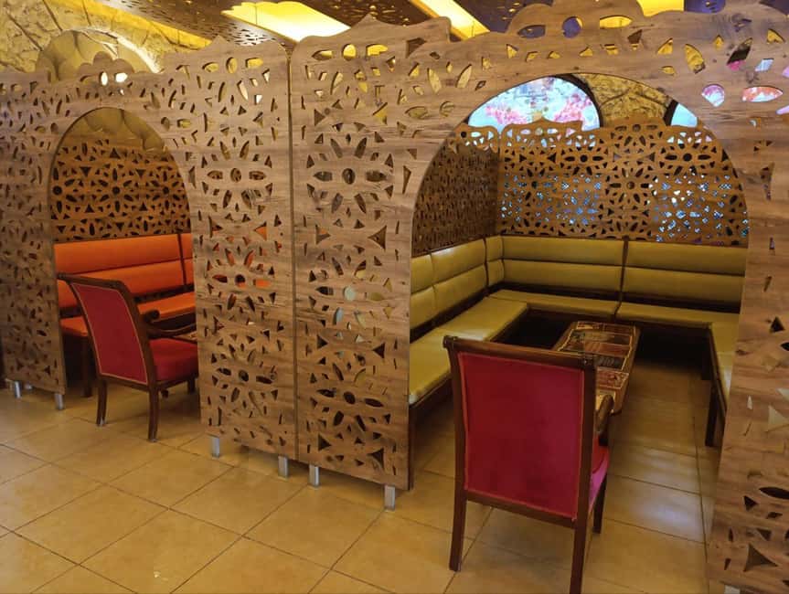 Alanya: Legendary Turkish Bath with Wine and Fruit Plate - Languages, comfort, and who will enjoy it