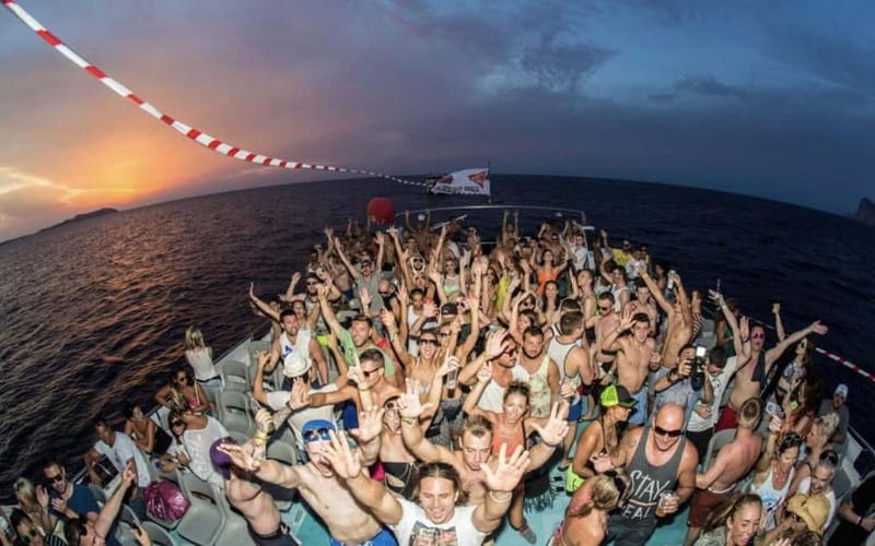 Alanya Optional Alcoholic Sunset Boat Cruise and Foam Party - From quiet sunset to foam-party noise