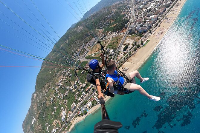 Alanya Paragliding With Experienced Pilot's - Leaving Alanya behind from a 700-meter launch