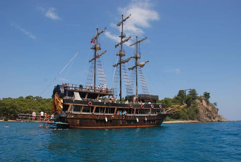 Alanya: Pirate Boat Trip with Meal, Drinks and Pickup Option - The ride from your hotel to the port