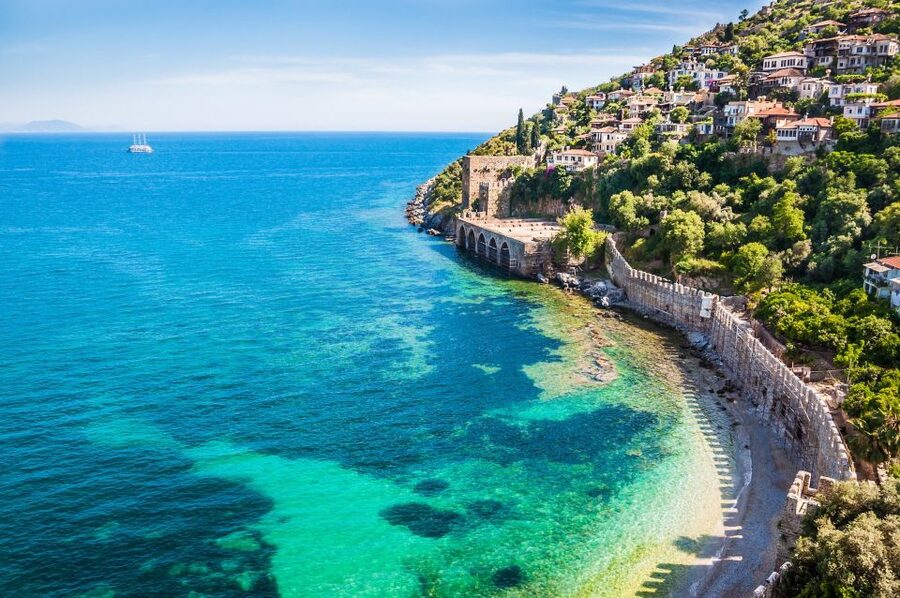 Alanya: Relax Boat Trip With Lunch & Swimming - Who should book this quiet cruise?