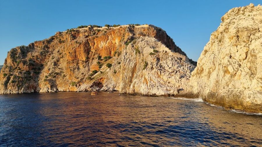 Alanya: Relax Boat Trip With Lunch & Swimming - Transport, timing, and the practical side