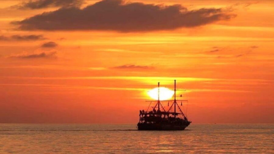 Alanya: Sunset Cruise with Dinner - The Ulas Beach swimming stop