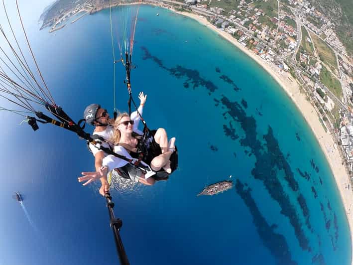 Alanya: Tandem Paragliding Flight to Cleopatra Beach - From the Taurus Mountains to Cleopatra Beach