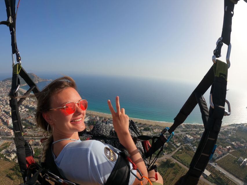 Alanya: Tandem Paragliding Over a Castle and the Sea - The beach landing at Cleopatra Beach