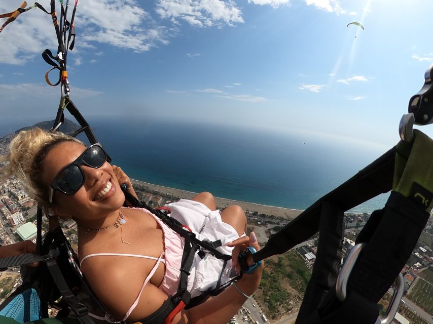 Alanya: Tandem Paragliding Over a Castle and the Sea - Photo and video choices