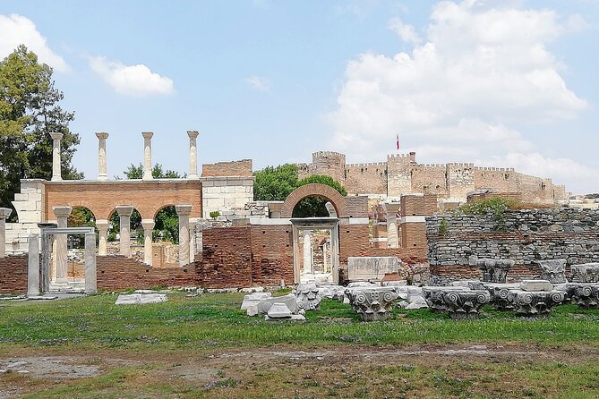 ALL INCLUSIVE Biblical Ephesus with BIBLE Oriented Guide &LUNCH - Optional rug, pottery, leather, and Turkish delight stops