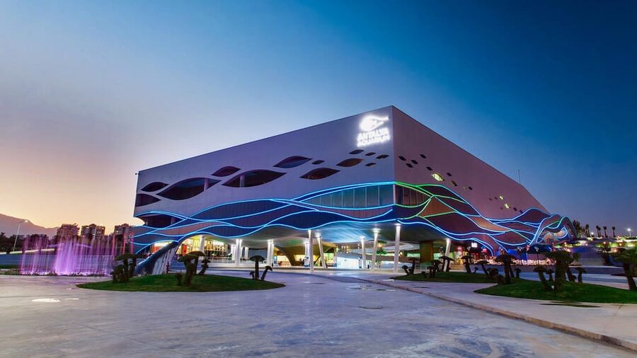 Antalya: Aquarium and Wax Museum Entry Ticket - Face 2 Face Wax Museum adds a change of pace
