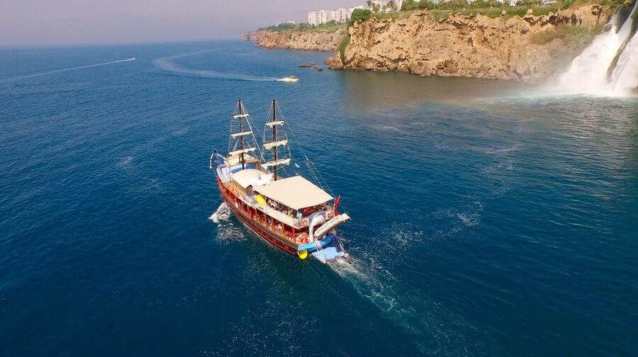 Antalya: Beach & Waterfalls Boat Trip w/ Lunch & Soft Drinks - Karpuzkaldiran Waterfall and the sea caves