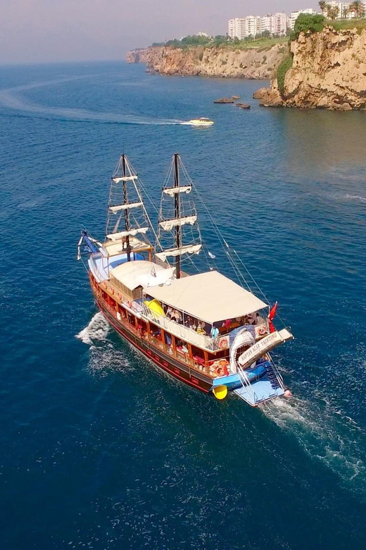 Antalya: Beach & Waterfalls Boat Trip w/ Lunch & Soft Drinks - Lunch with a view of Duden Waterfalls