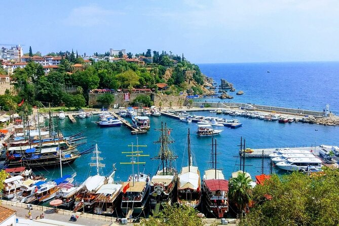 Antalya /Belek : Guided City Tour w/Cable Car & Waterfalls & Boat - Hadrian’s Gate introduces you to ancient Antalya