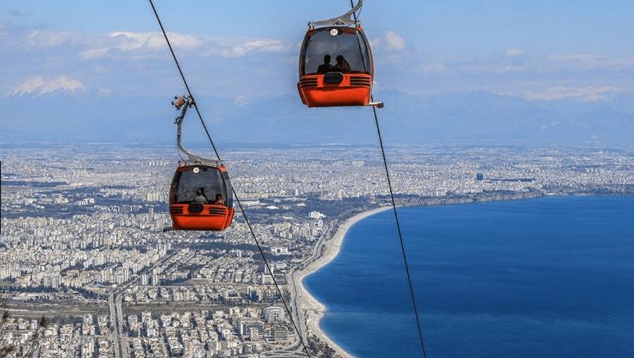 Antalya: Guided Old Town Tour with Boat Trip and Lunch - Lunch in Kaleiçi and what is included