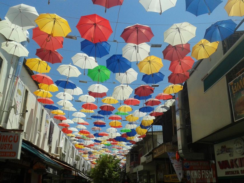 Antalya: Guided Old Town Tour with Boat Trip and Lunch - Guides, languages, and the human side of the tour