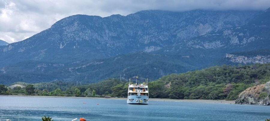 Antalya & Kemer: Pirate Boat Tour With Foam Party & Swimming - Who will get the most from this $45 tour?