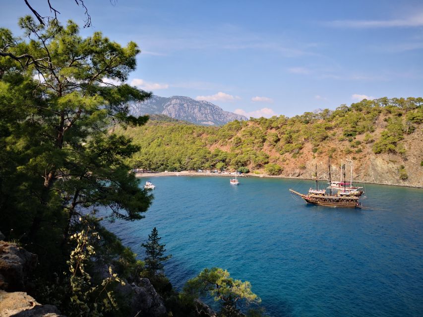 Antalya & Kemer: Pirate Boat Tour With Foam Party & Swimming - Paradise Island or Mehmet Ali Bükü
