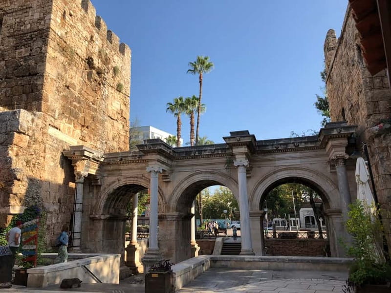 Antalya: Old Town Walking Tour with Dessert Tasting - Hadrian’s Gate and the ancient city walls