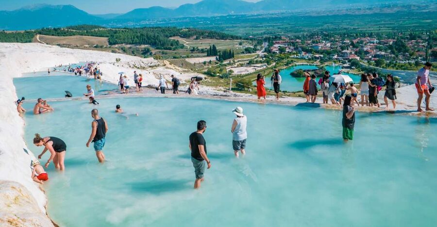 Antalya: Pamukkale Hot Springs & Hierapolis Small Group Tour - The early pickup and three-hour road journey