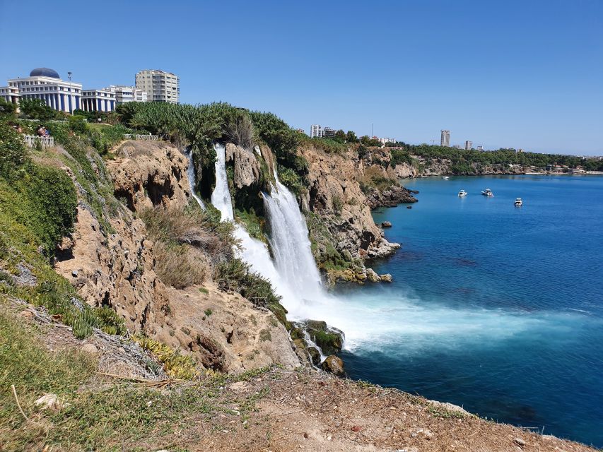 Antalya: Relax Boat Trip with Lunch to the Duden Waterfall - Lunch with chicken, meatballs, and haydari