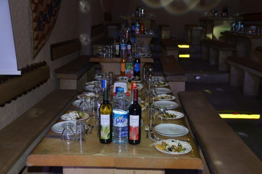 Avanos: Turkish Music and Dance Show with Dinner & Drinks - Dinner arrives between the performances