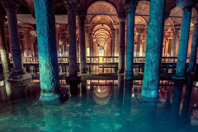 Basilica Cistern Skip-the-Line Ticket with Guided Tour - What the 15-minute introduction covers