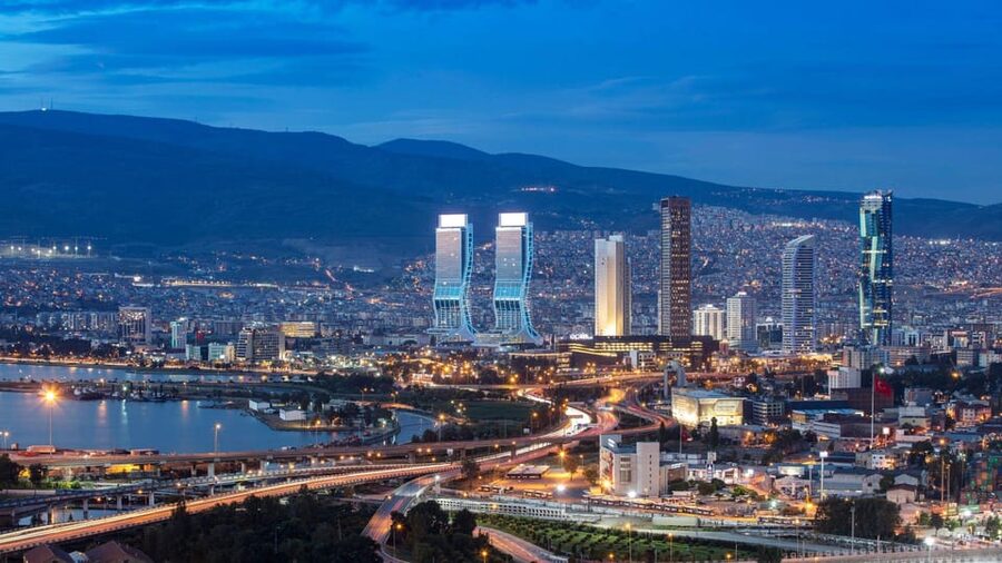 Best of Izmir: Private Walking Tour with a Local - Why this private Izmir walk works