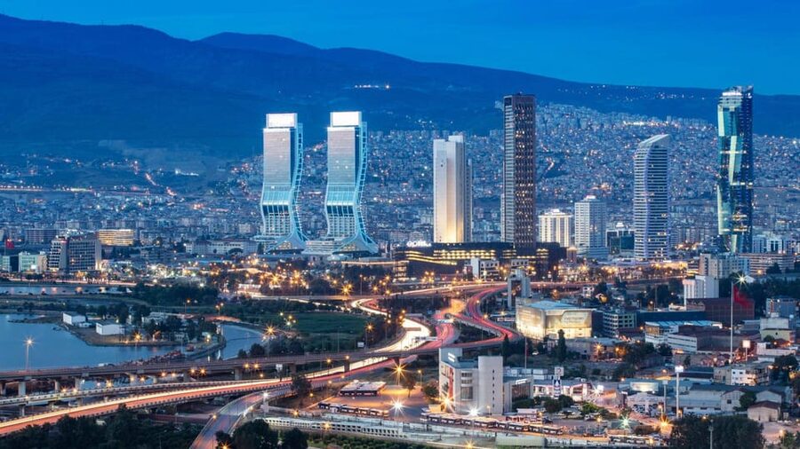 Best of Izmir: Private Walking Tour with a Local - Price, private value, and extra costs