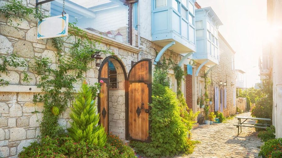 Best of Izmir: Private Walking Tour with a Local - Starting at Konak Square and the Clock Tower