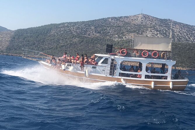 Boat Trip to the Turkish Maldives- Orak Island - Crew and atmosphere on the water
