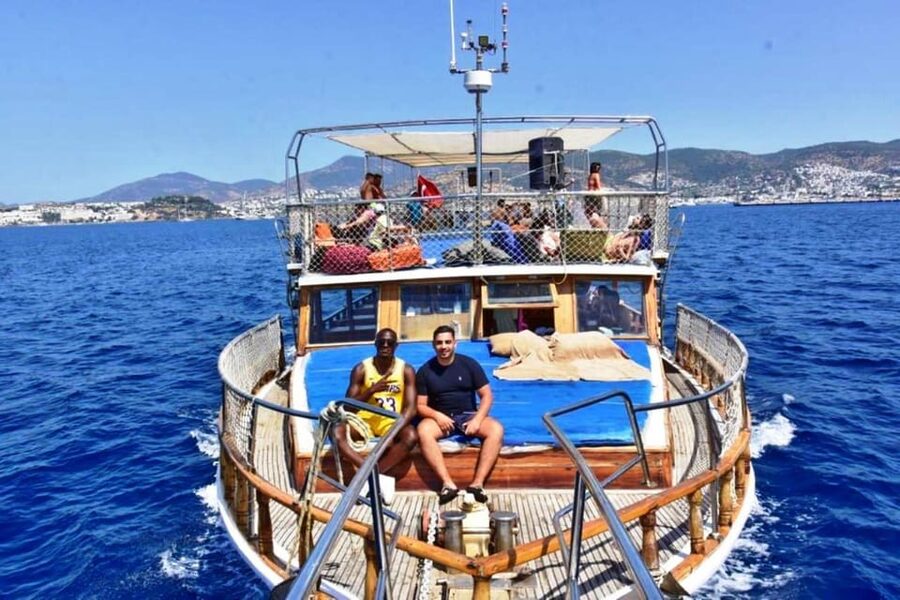 Bodrum Boat Tour with Lunch: Beaches and Islands - Starting from Bodrum at 11:00