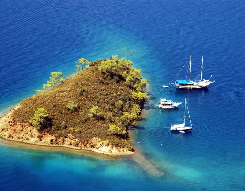 Bodrum: Karaada Boat Cruise with Lunch - Karaada and its mineral-rich thermal springs