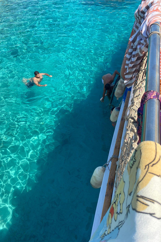 Bodrum Orak Island Boat Cruise with Lunch and Swimming - Orak Island offers the day’s biggest visual moment