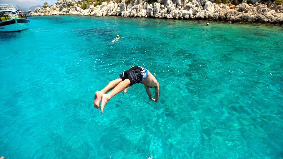 Bodrum: Orak Island Boat Tour with Swim Stops and Lunch - What lunch is really like onboard