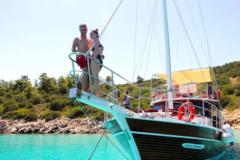 Bodrum: Orak or Black Island Boat Tour with Lunch - A full day on Bodrum’s blue water