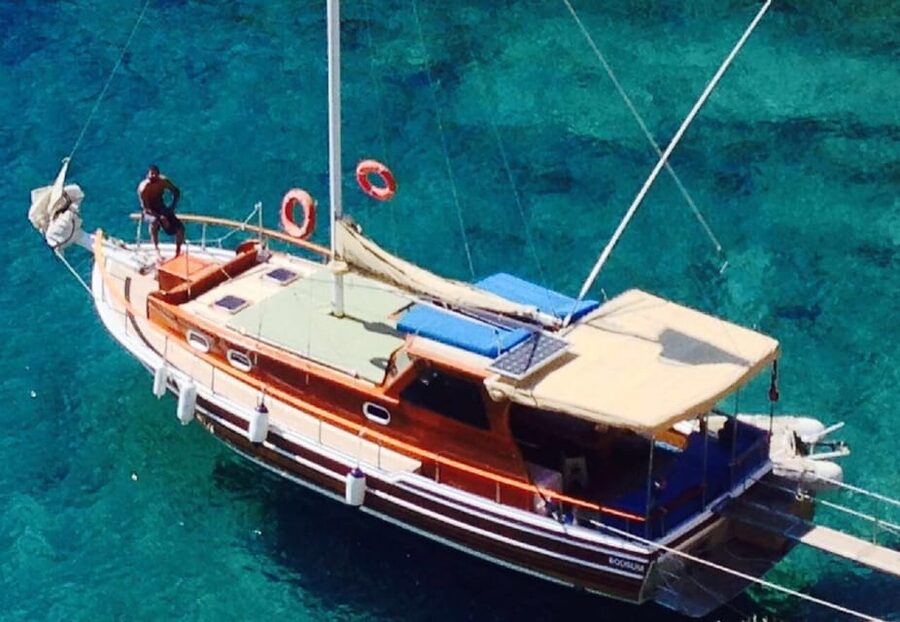 Bodrum: Peninsula Private Boat Tour with Lunch - A Turkish lunch served on board