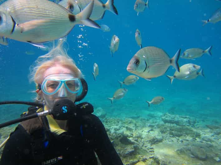 Bodrum: Scuba Diving Trip with Lunch - The briefing before you enter the water