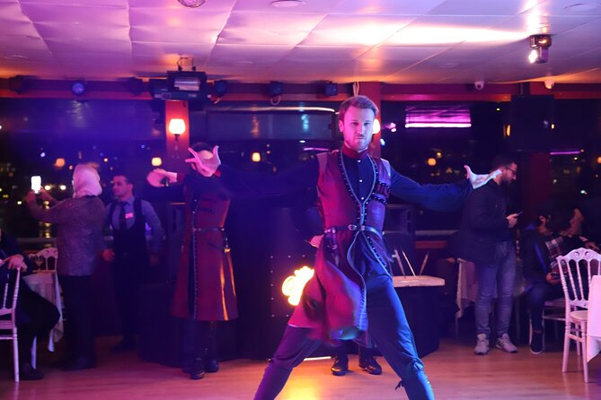Bosphorus Dinner Cruise Tour with Private Table - Dinner at a private table