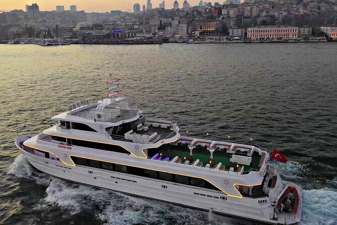 Bosphorus Dinner Cruise with Show and Private Table - Dinner: generous courses, uneven main dishes