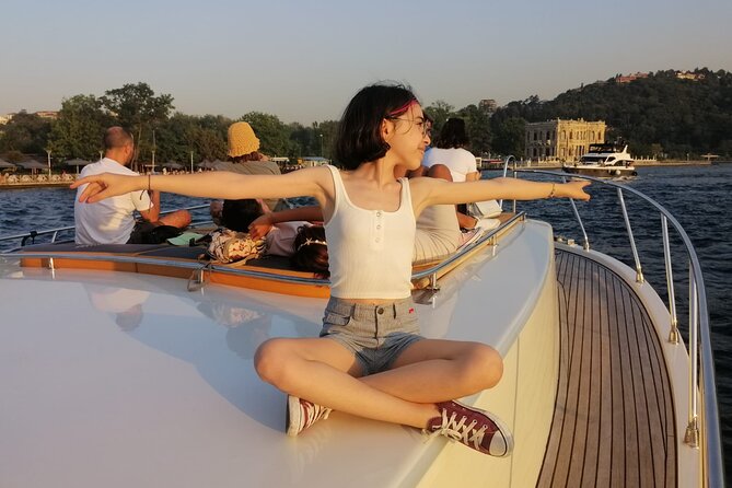 Bosphorus Sunset Cruise on Luxury Yacht with Transfers - Boarding a yacht built for changing weather