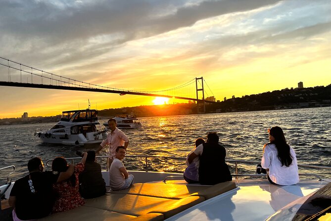 Bosphorus Sunset or Daytime Yacht Cruise with Snacks & Live Guide - Meeting at Makaracılar Caddesi